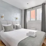 Maison De Charme Au Coeur De Batignolles
